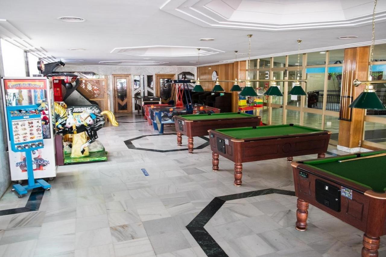 Vive Benal Beach Apartamento 127 Con Parque Acuatico 베날마데나코스타 외부 사진